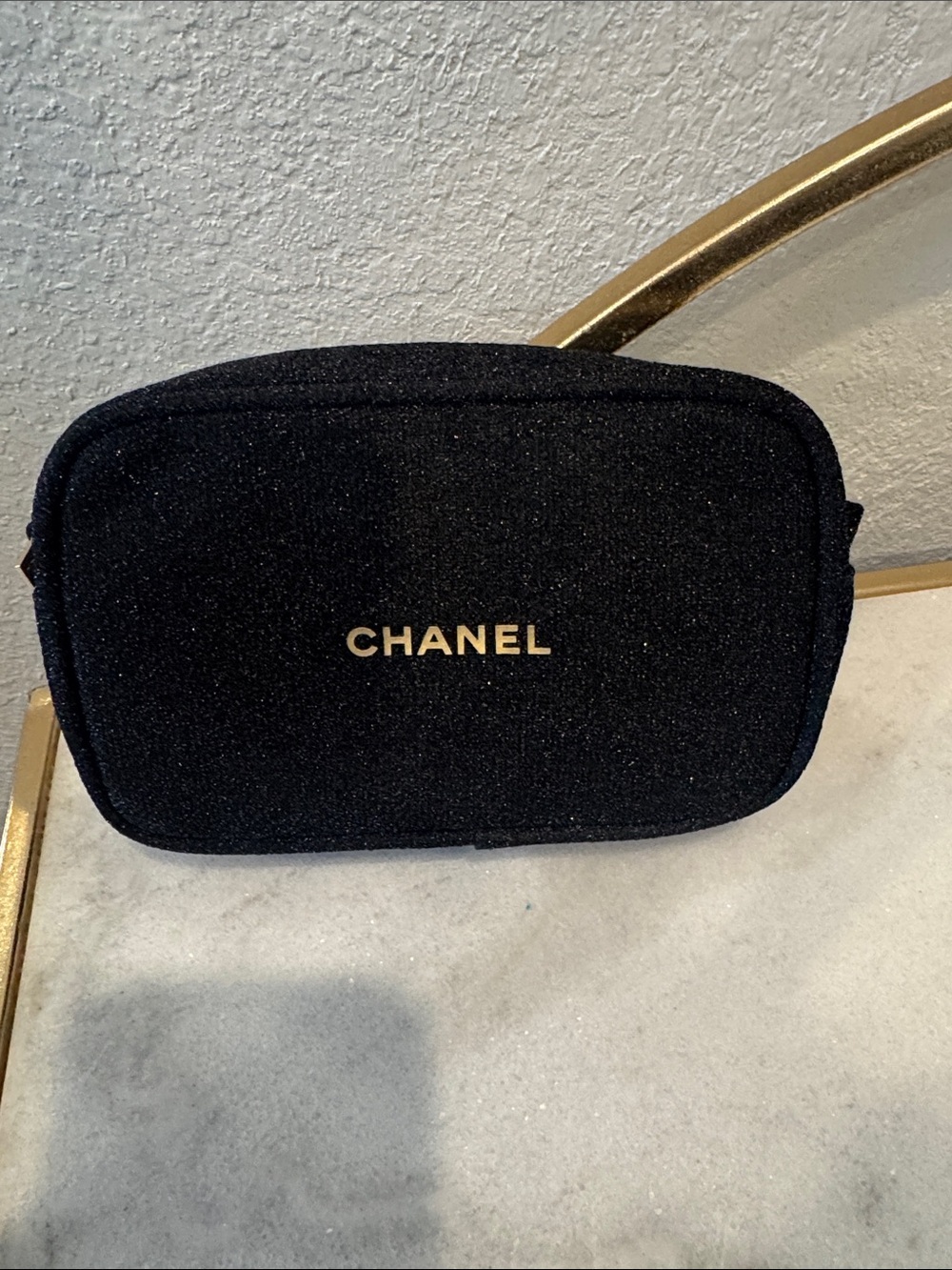 🆕 CHANEL Black Sparkle Makeup Pouch with Gold Logo